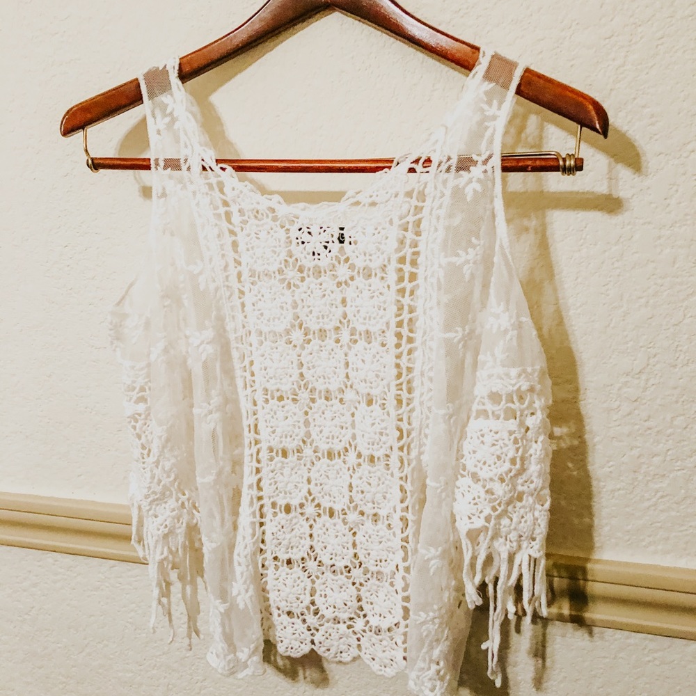 Lace Cut Out Shoulder Top